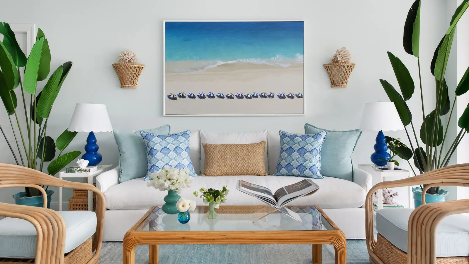 Choose Casual, Comfortable Furnishings for Effortless Coastal Chic Style