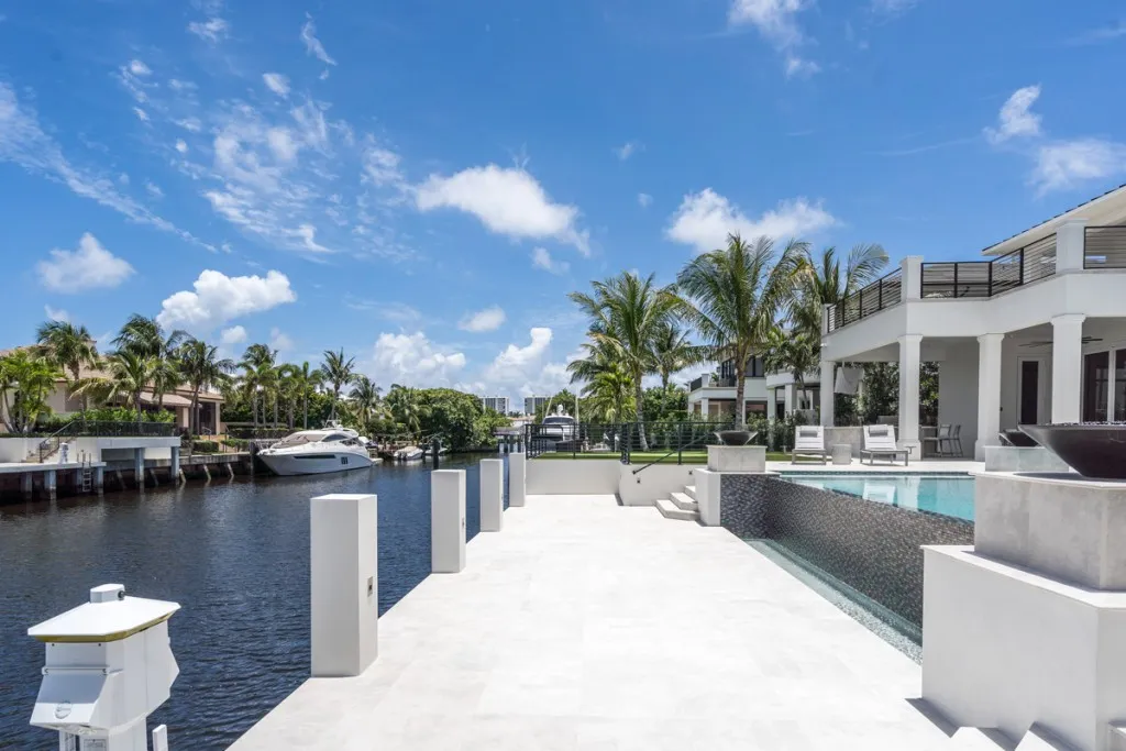 Understanding HOA Marina Rules Before Renting a Waterfront Home