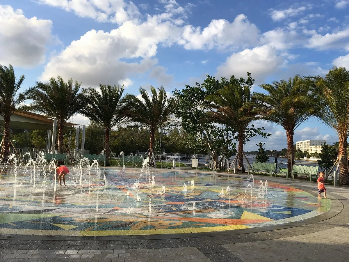 Sullivan Park & Splash Pad: A Relaxing Retreat for Families