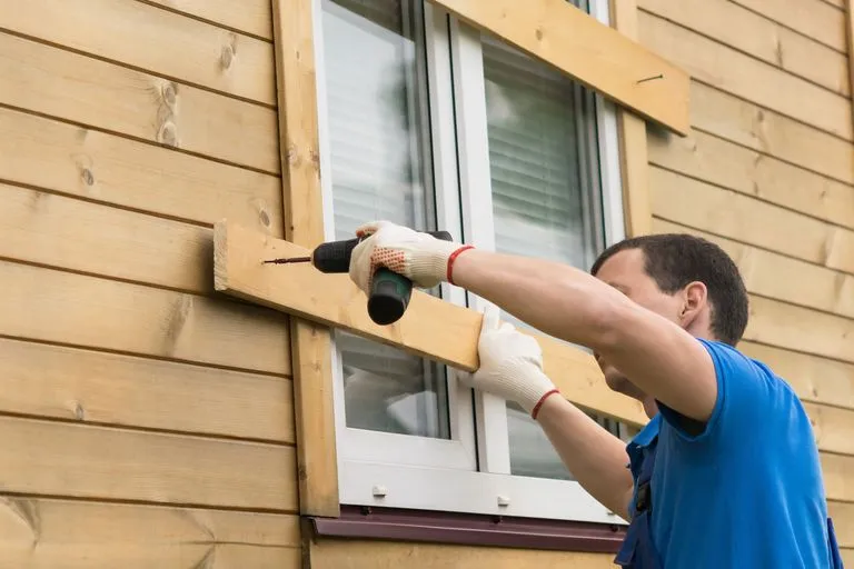 Hurricane Prep for Renters Florida: A Complete Hurricane Season Checklist for Deerfield Beach and Palm Coast