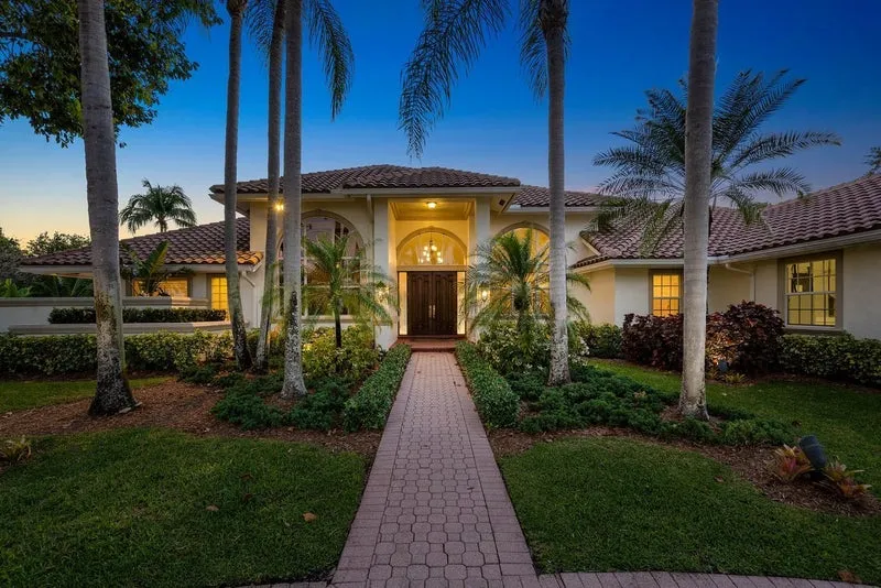 What to Look for in a Long-Term Rental Property in Boca Raton