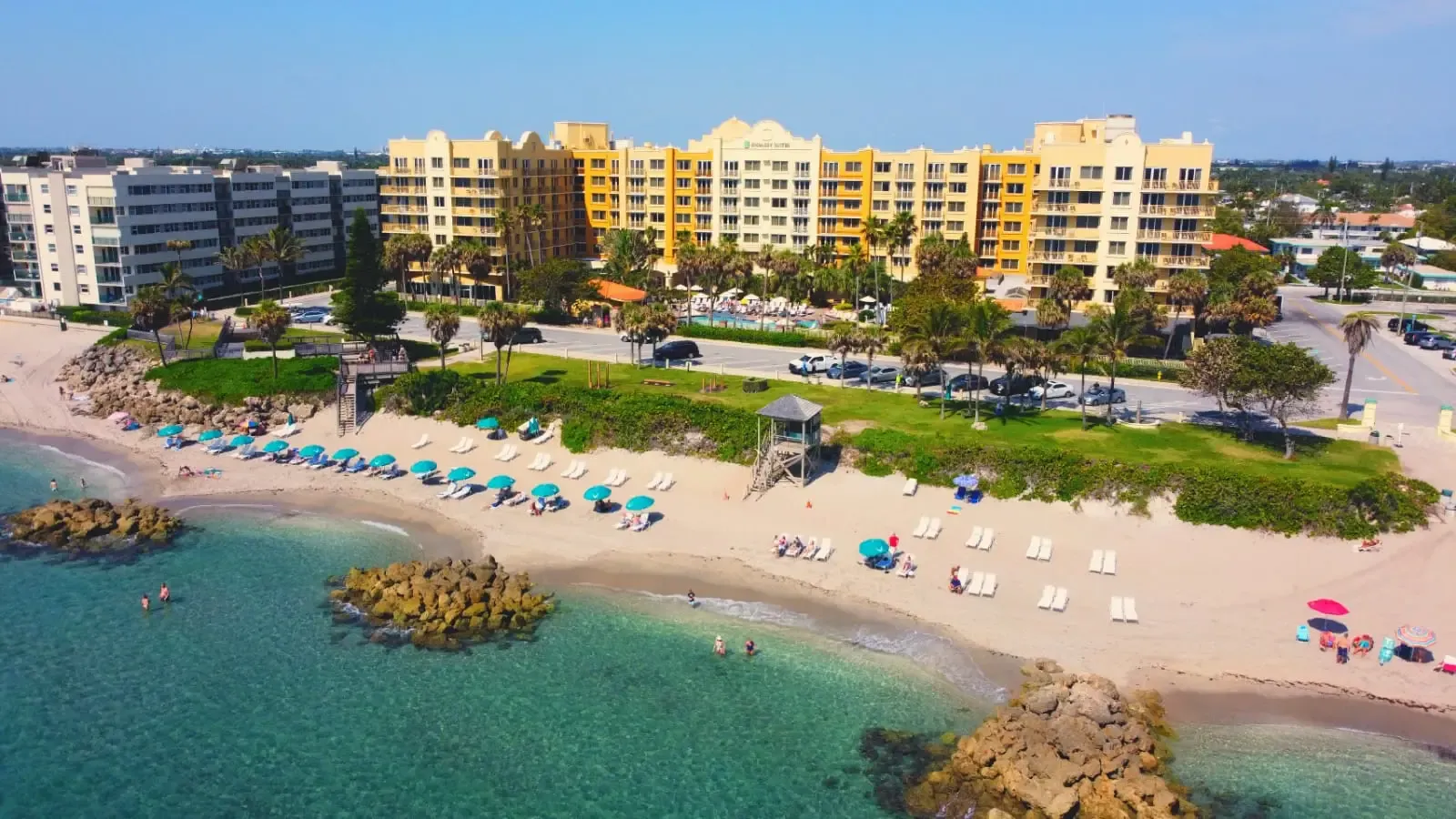 While the coastal lifestyle is a major draw, Deerfield Beach also delivers practical, everyday convenience