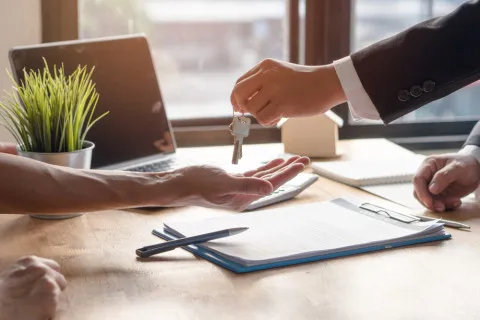 Questions Every Renter Should Ask Before Signing in an HOA Community