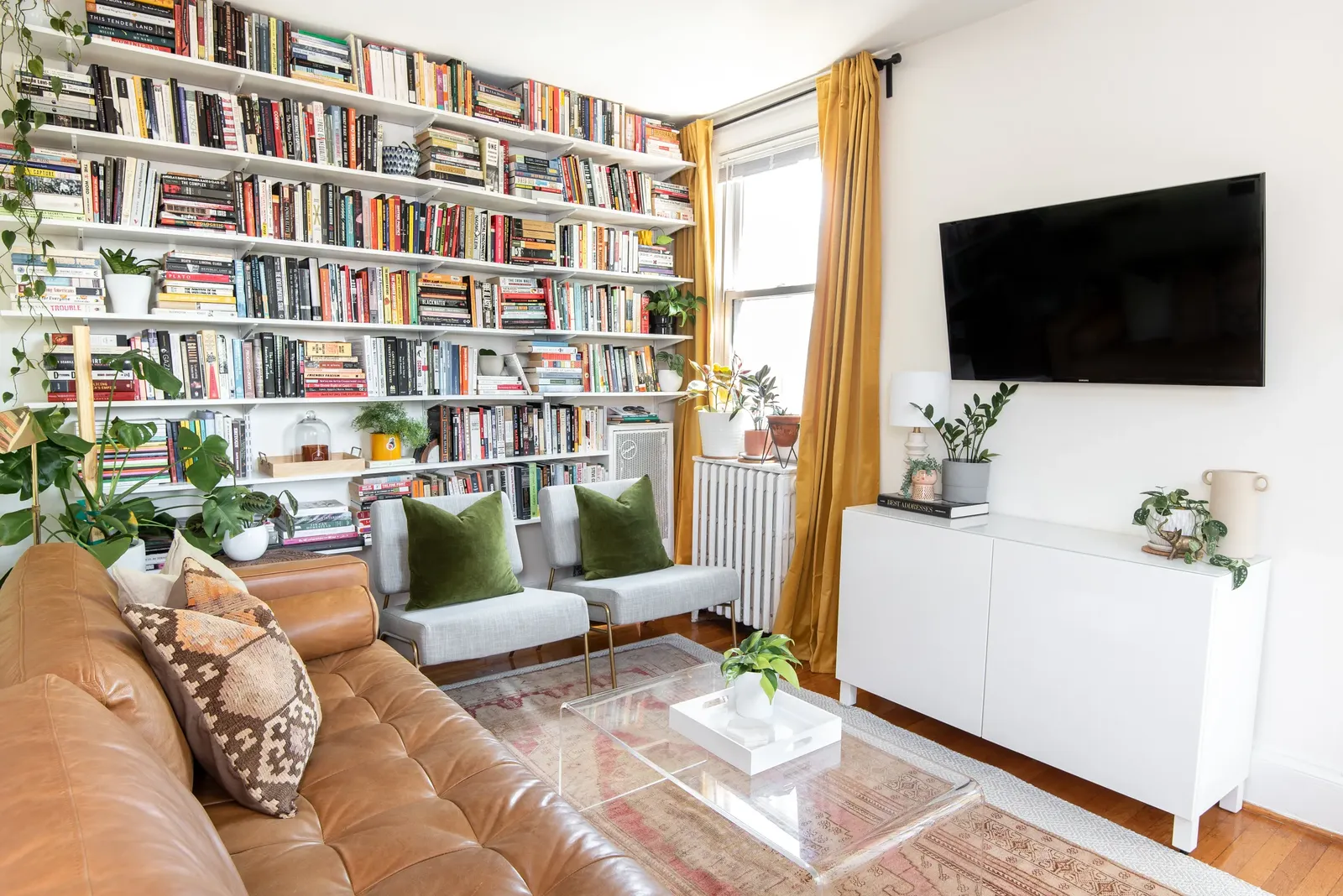 Personalize With Accessories to Make Your Rental Feel Like Home