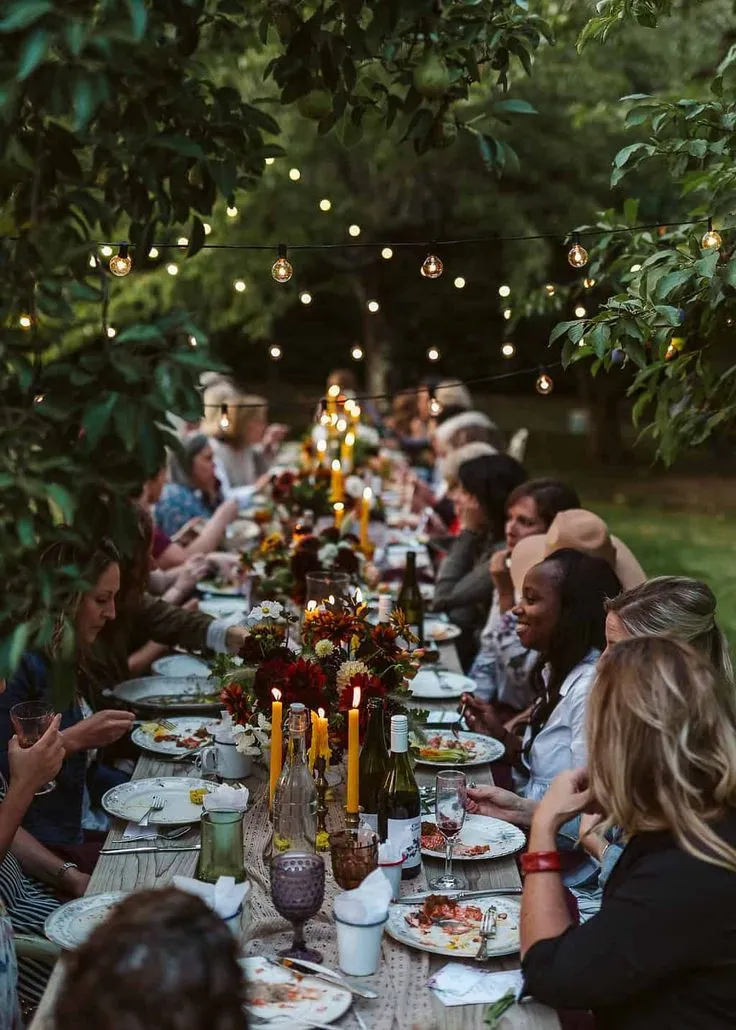 Host a Pop-Up Style Dinner Party in a Scenic Spot