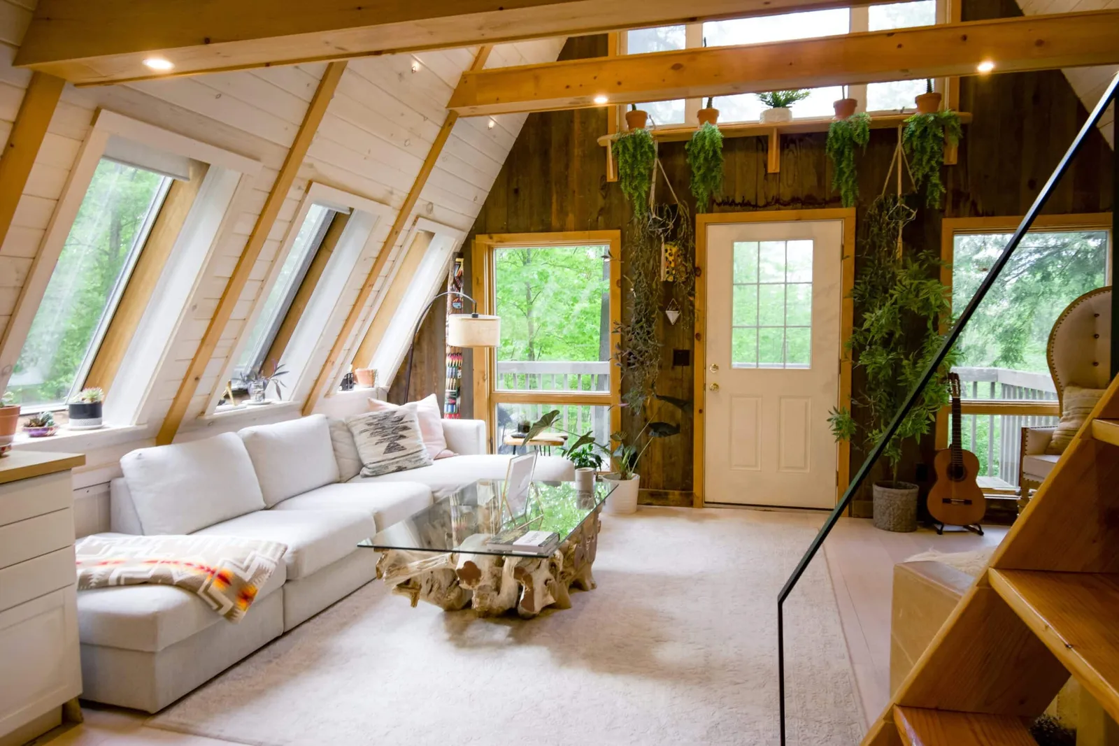 Sustainable Design & Materials at Oasis Rentals
