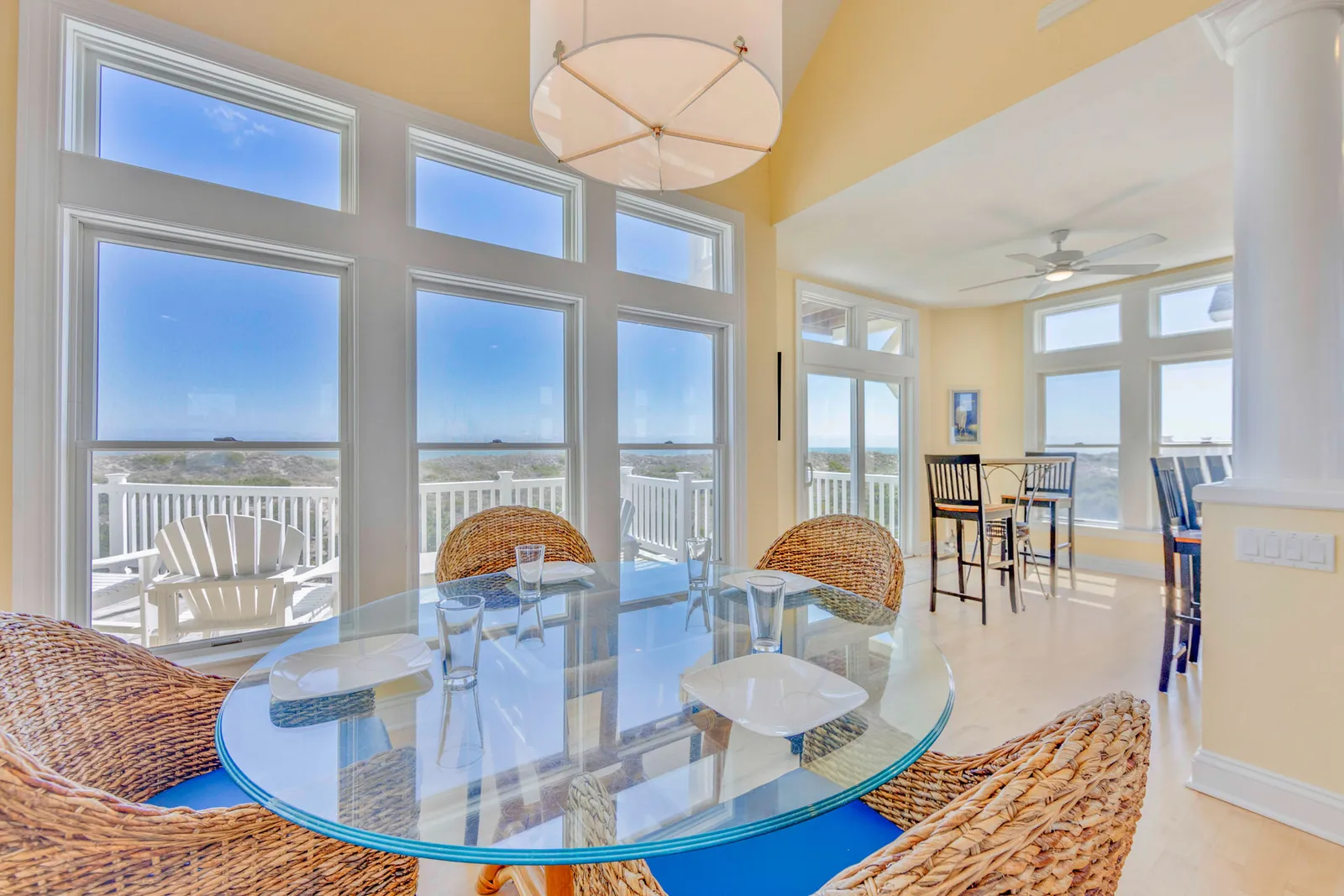 Seasonal Living, Year-Round Belonging: How Oasis Rentals Creates Connection