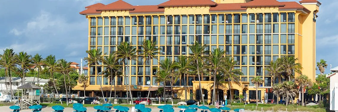Wyndham beach hotel in Deerfield beach