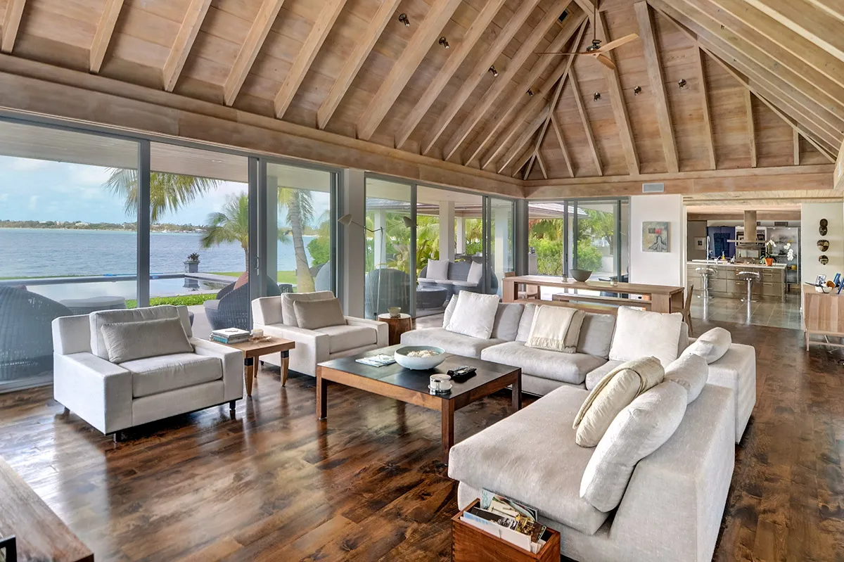  Watch Out for Seasonal Rental Patterns
