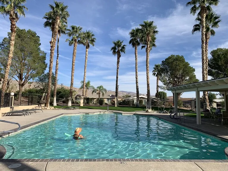 Why Oasis Rentals is ideal for snowbirds during winter season