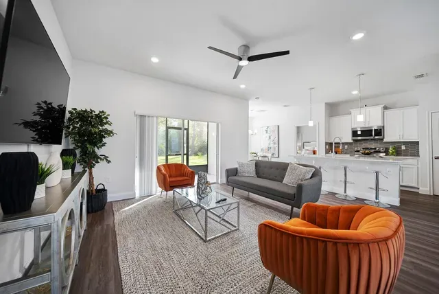 Palm Coast: Affordable Space and Coastal Living