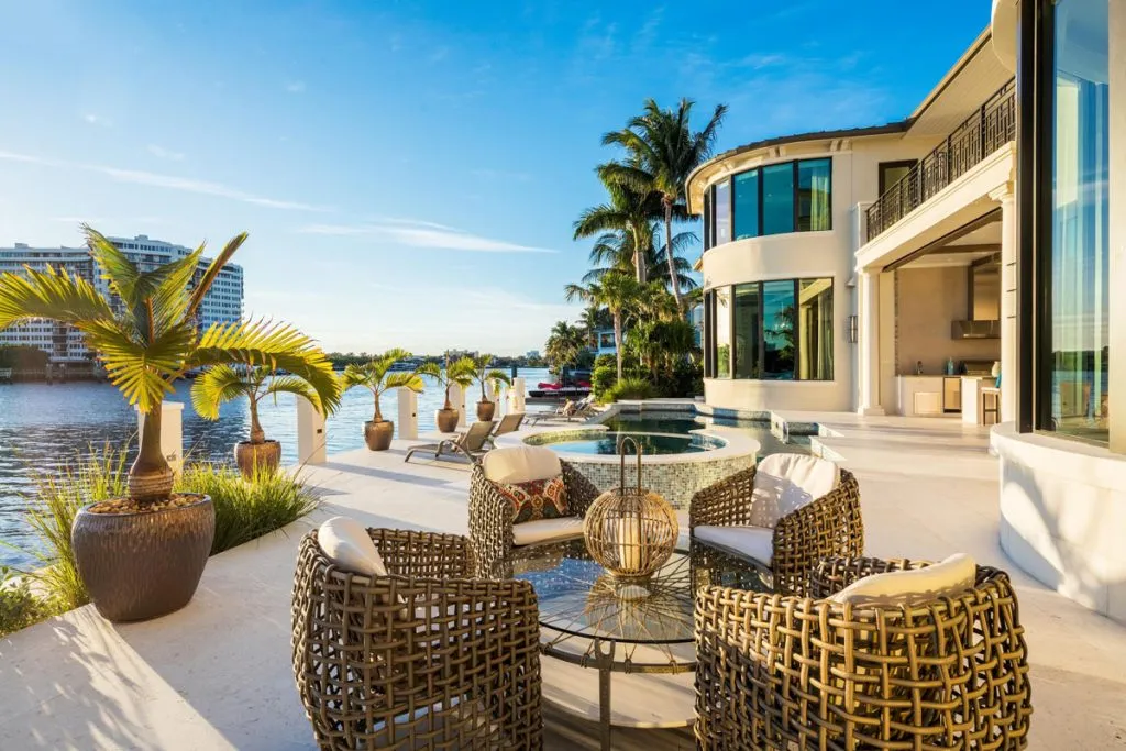 Luxury Rental Homes in Boca Raton: Modern Design Trends for 2025
