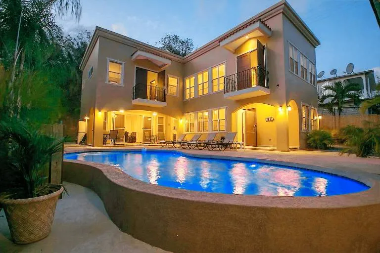 Family-Oriented Vacation Home with Private Pool and Terrace