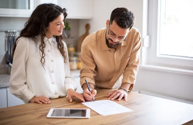 How lease renewal works: when to ask, how much notice to give, and what to negotiate