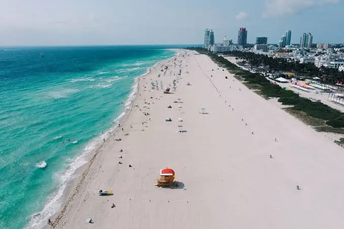 A Month-by-Month Guide to South Florida Weather for New Residents