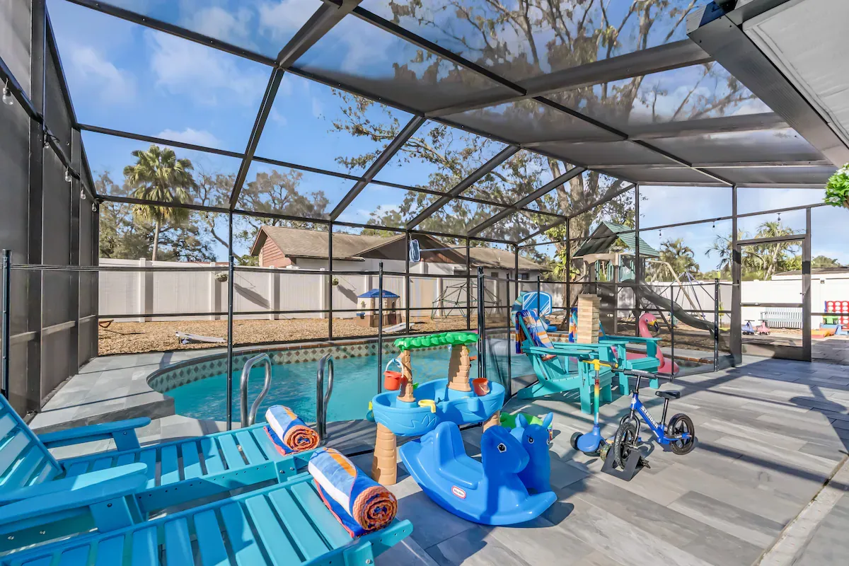  Palm Harbor — Quiet but Connected