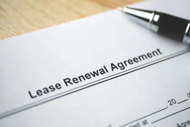Lease Length and Renewal Terms: What Every Renter Should Know