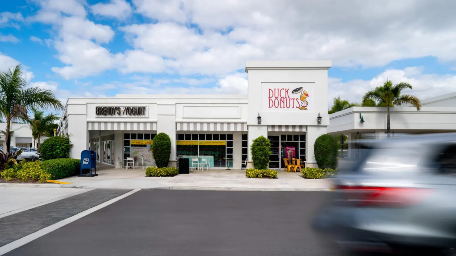 The Polo Club Shoppes Boca Raton shopping grocery shop Boca Raton
