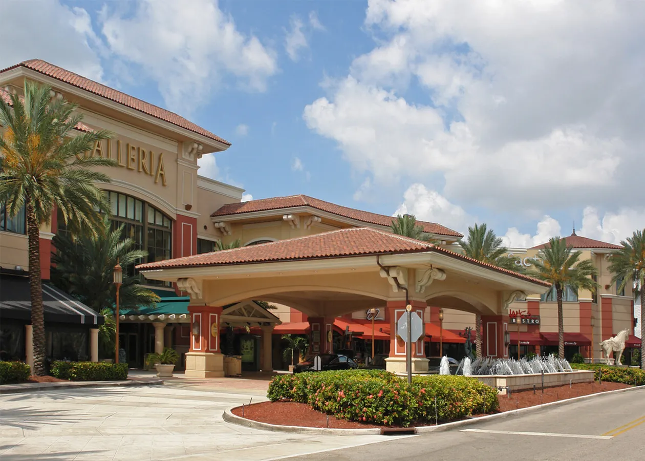 Top Shopping Malls Near Deerfield Beach, Florida