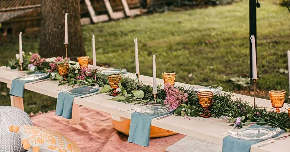 Host an Intimate Outdoor Dinner Without a Big Backyard