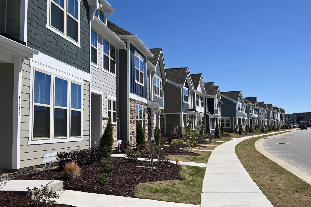 Yard Maintenance: Townhouse vs Single Family Rental