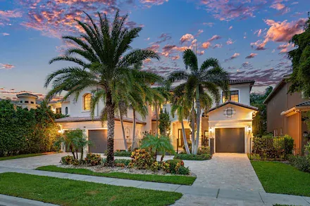 The Pros and Cons of Renting vs. Buying in Boca Raton