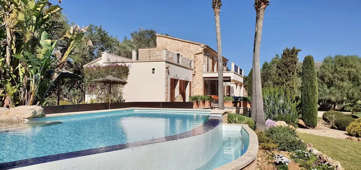 Private Pool and Terrace