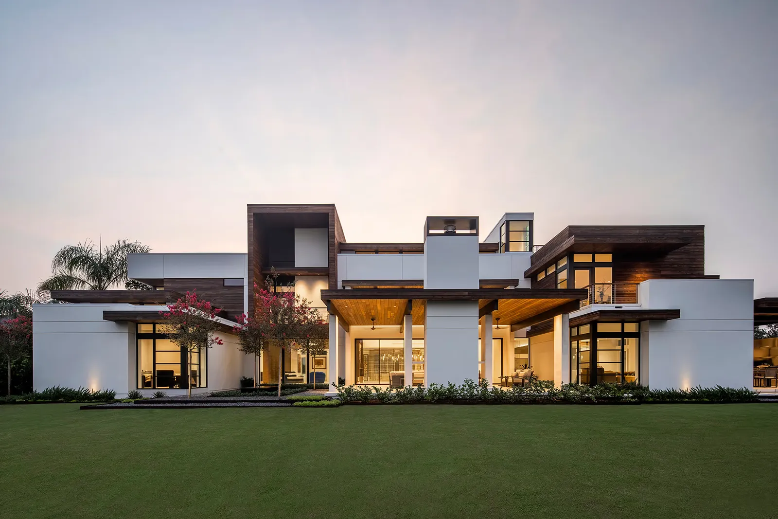 Modernist Responses: Florida’s Fusion of Innovation and Climate-Smart Design