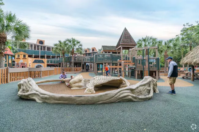 Boca Square: A Neighborhood That Works for Teens and Families