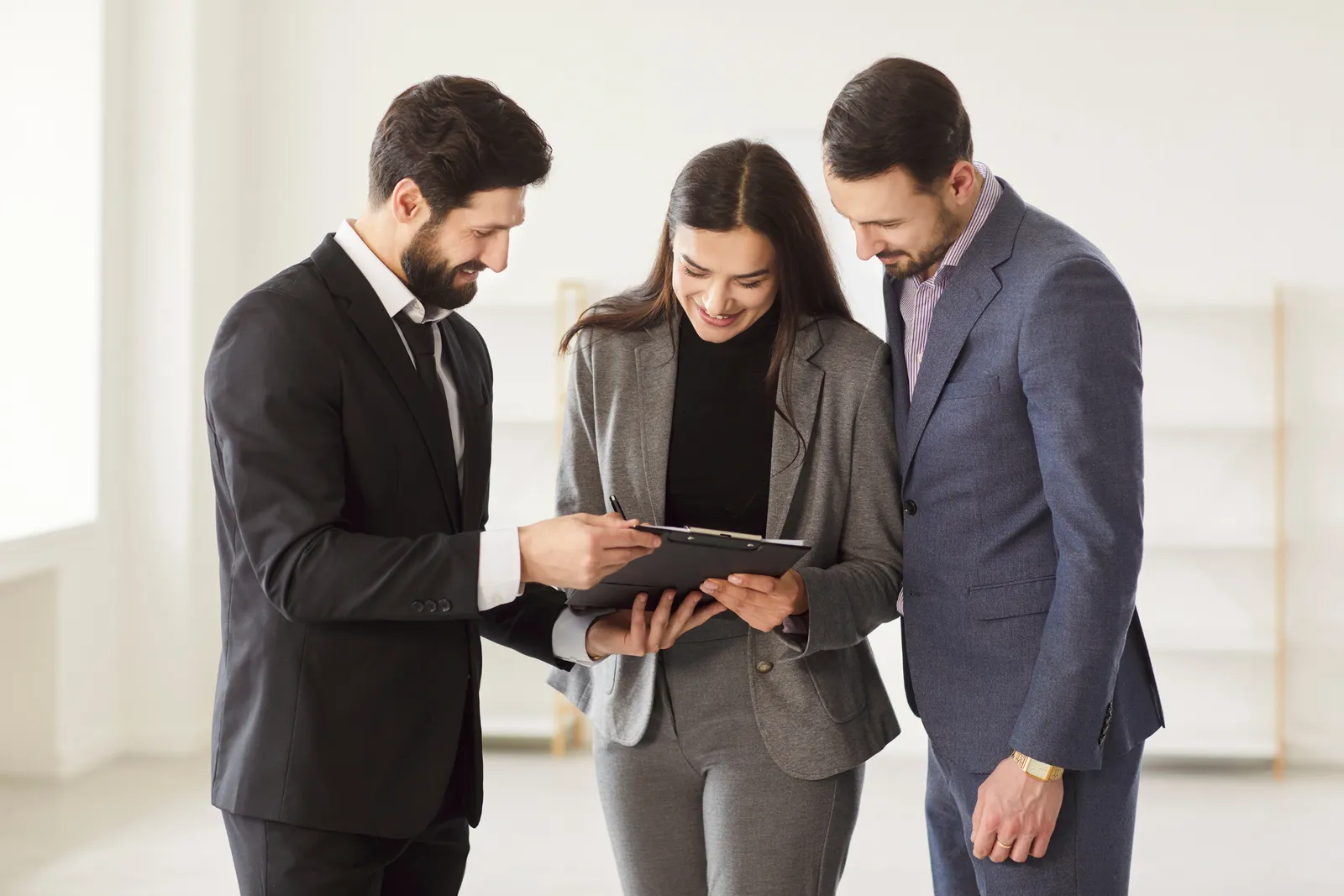 Lease Terms Decoded: The Clauses Renters Skim Past and Shouldn't