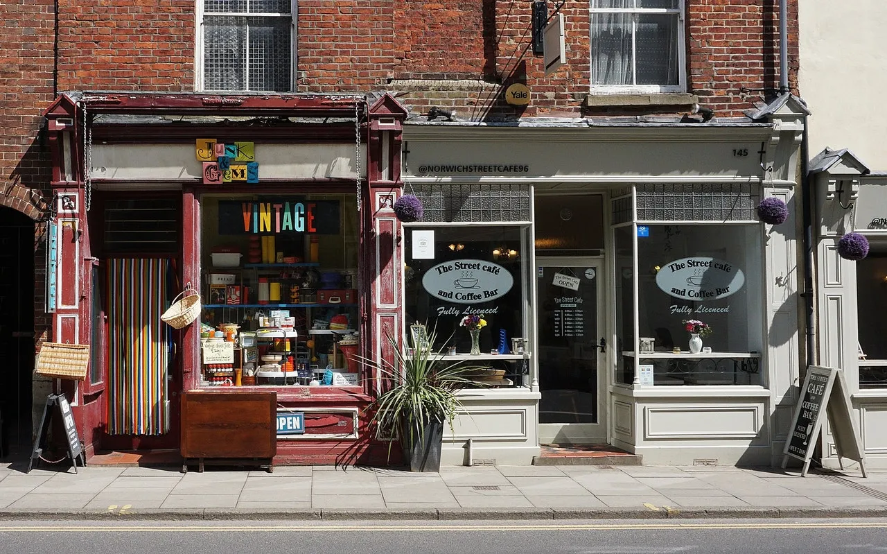 Live Like a Local: Small Shops, Markets & Experiences Off the Beaten Path