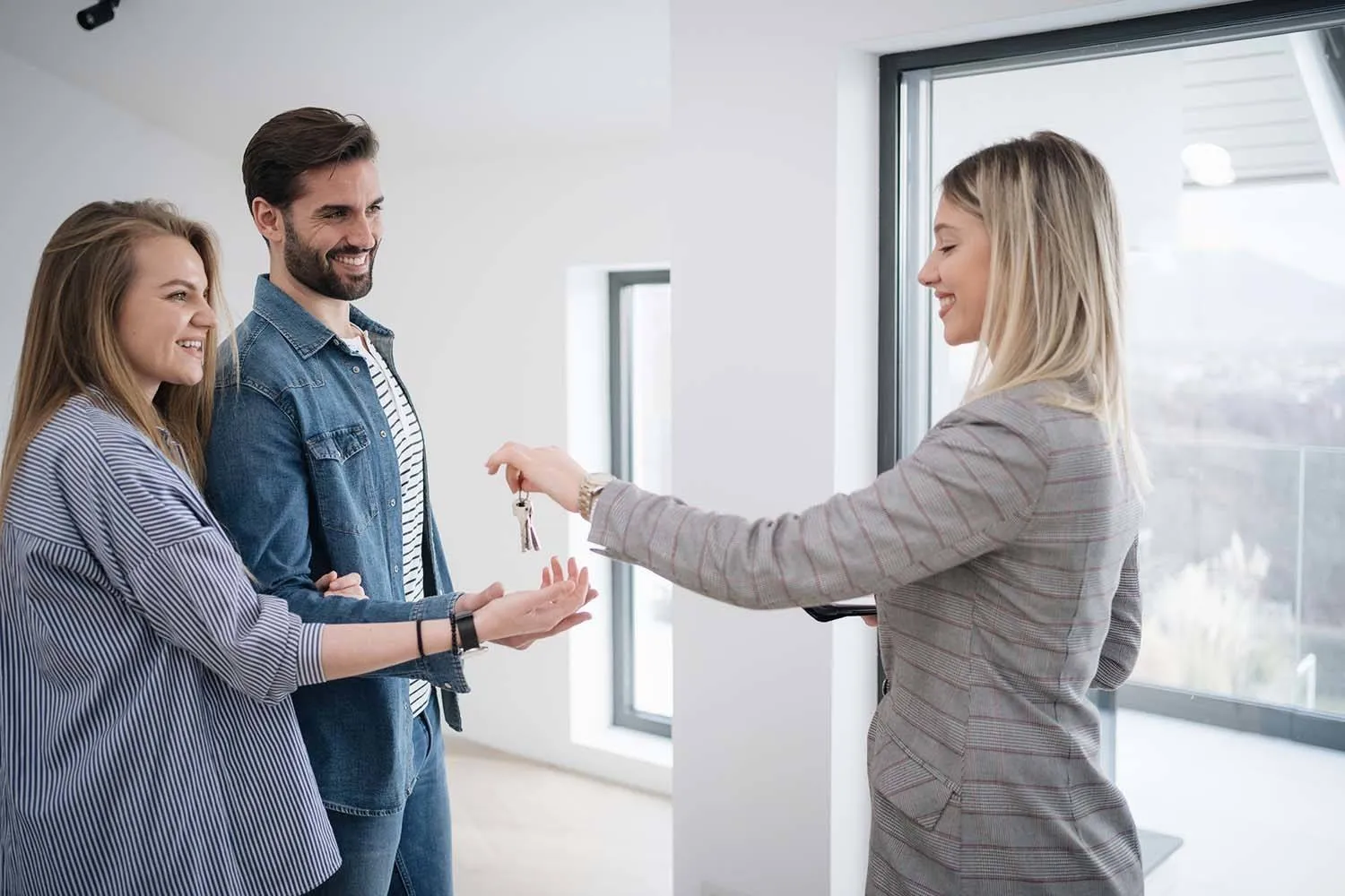 Understand the Lease Terms in Detail Before Renting in South Florida