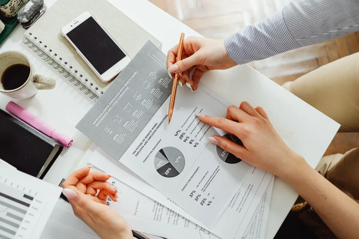 Competitive Pricing in Niche Markets