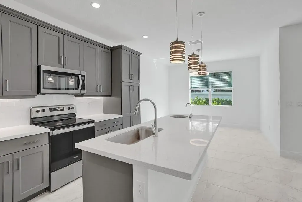 612 Parsons Way Retreat