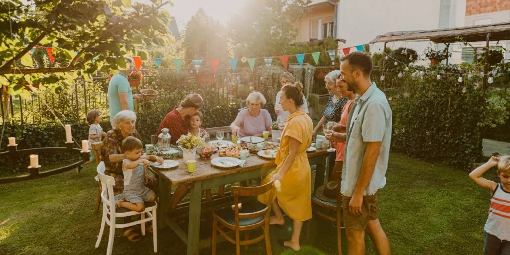  Host a Dinner Party in a Shared or Public Space