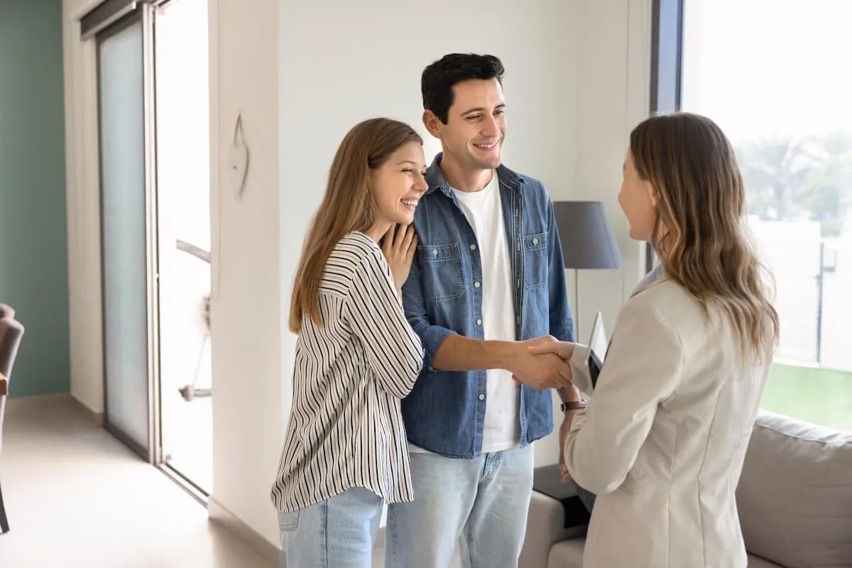 Easier Communication: Why Renting From a Private Landlord Can Be Simpler