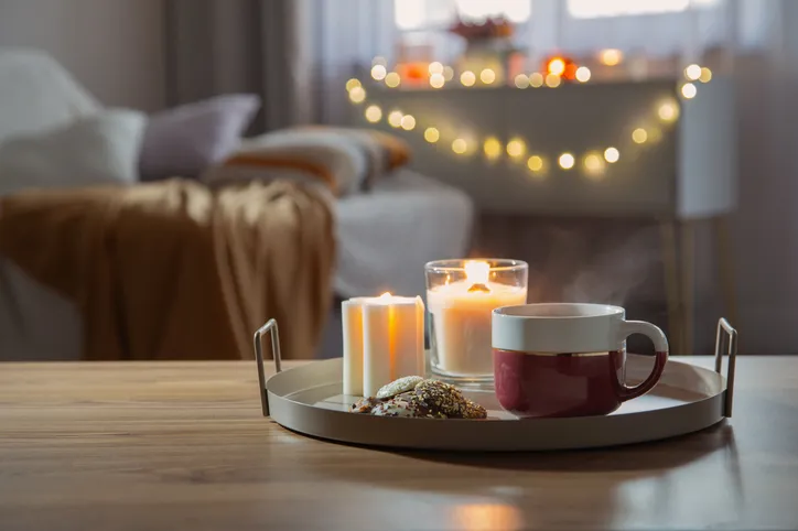Use Soft Lighting: Instantly Create a Cozy Atmosphere in Your Vacation Rental