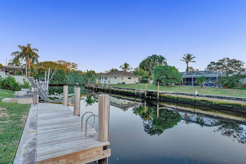 Choosing the Right Waterfront Property in Boca Raton