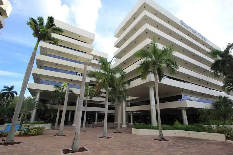 Renting With a Home Office in Mind: Best Streets and Zip Codes in Boca Raton for Fiber Internet