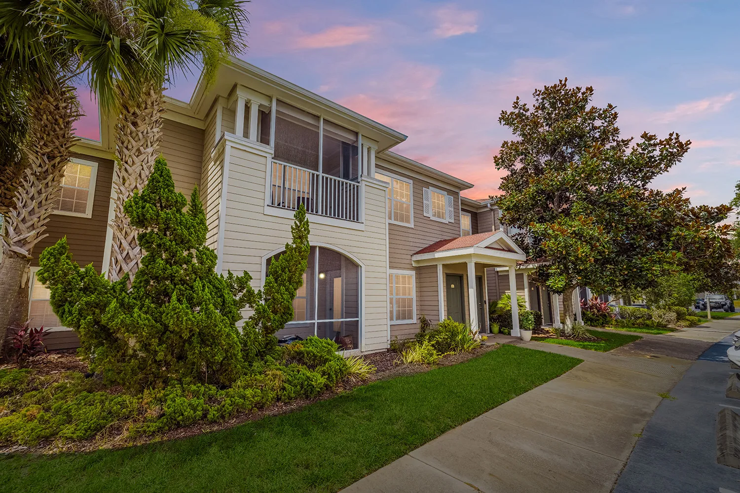 Pine lake apartment in Palm coast