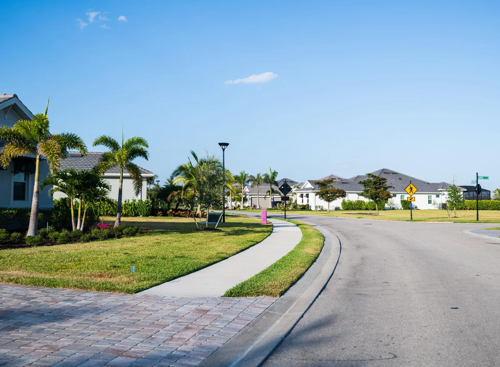 Cypress Knoll & Pine Lakes – Affordable and Family-Friendly