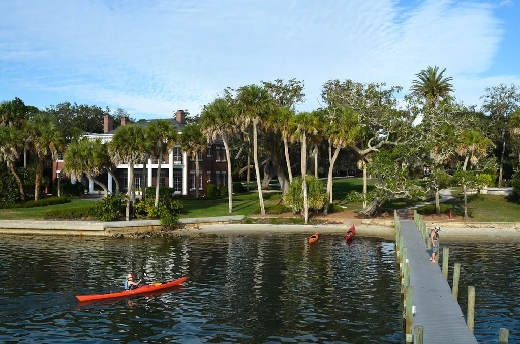Kayaker paddling along Florida’s waterfront near Bay Preserve